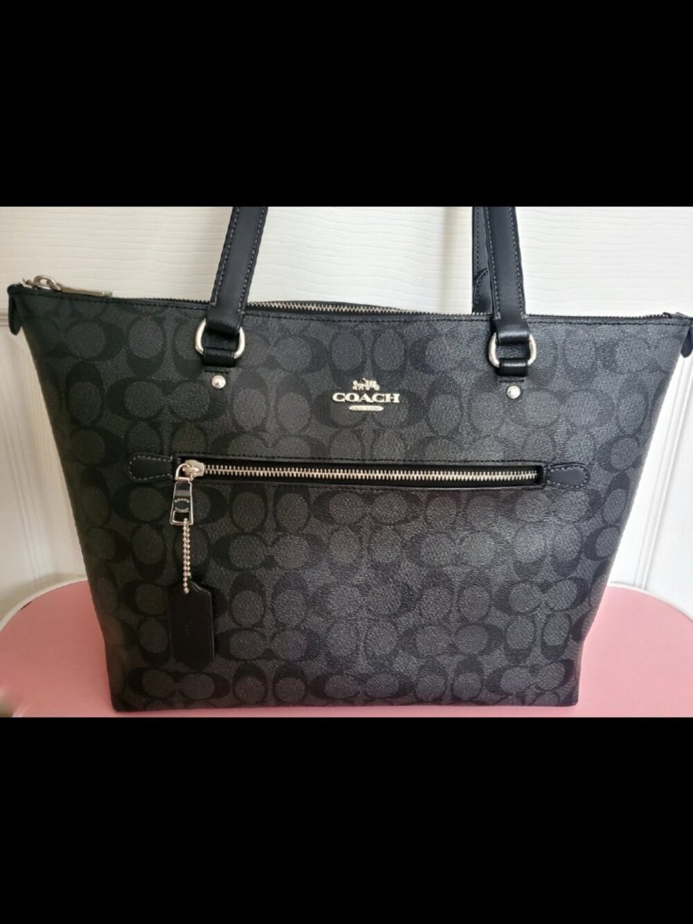 Coach Women's Gallery Tote in Signature Canvas (Signature Canvas-Graphite/Black)